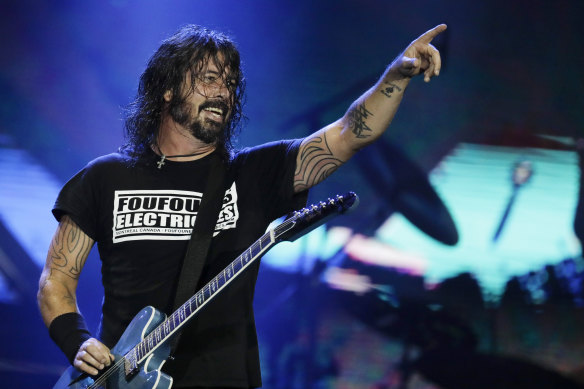 Dave Grohl - Figure 1