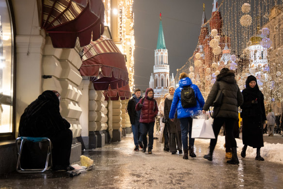 Russia’s immediate economic outlook remains fragile.