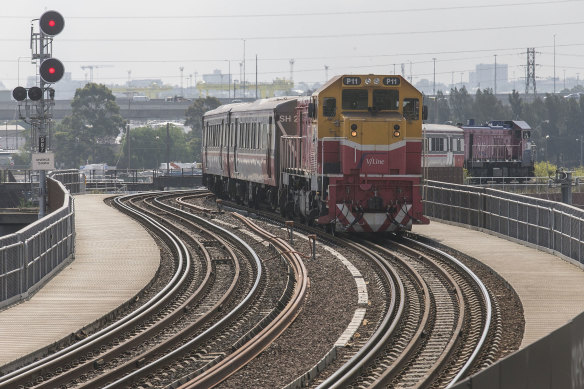 The rail union says V/Line is frequently running old trains that lack toilets in every carriage on long-distance journeys. 