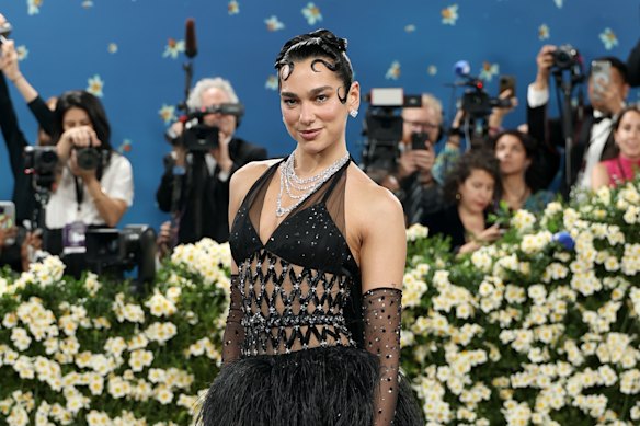 Dua Lipa.