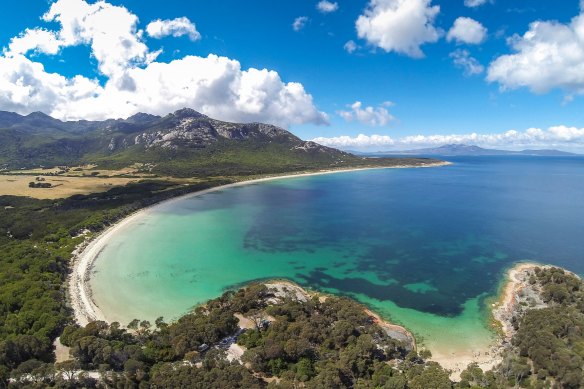 Trousers Point on Flinders’ west coast with Mount  Strzelecki in the distance.