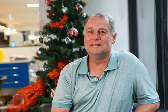 Shane Patman é um doador regular há quase quatro décadas.