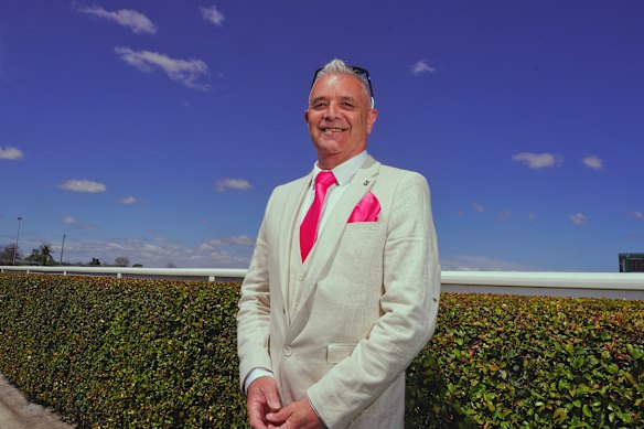 Glenn Nixon is spring colours.