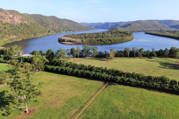Muskoka Farm was purpose-built for 200 horses and is set on the banks of the Hawkesbury River.