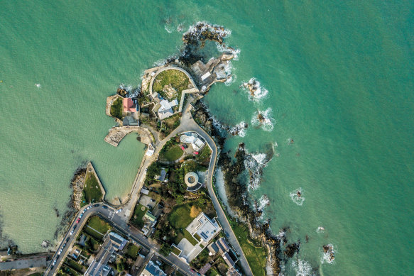 The Forty Foot, Sandycove, Dun Laoighre, Dublin, Ireland.