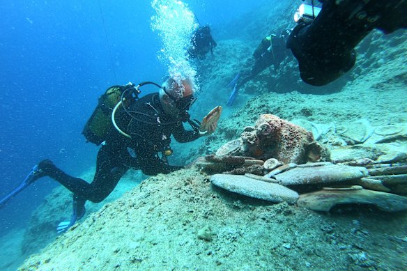 A first-century shipwreck found last July near Adrasan in Turkey contained well-preserved bowls, plates and vases.