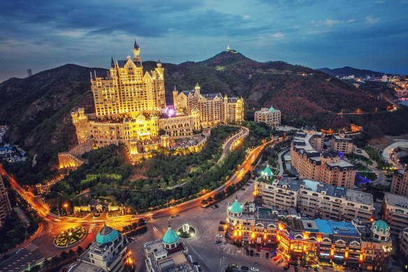 China’s Castle Hotel Dalian is probably the only “European” castle to feature a Cantonese restaurant.