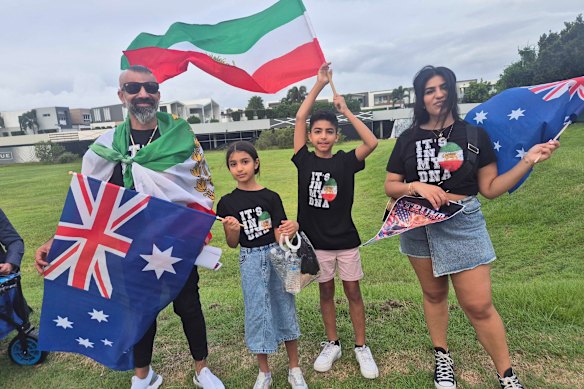 Iranian-Australian fans.