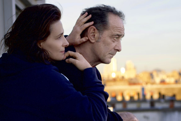Juliette Binoche and Vincent Lindon in Both Sides of the Blade.