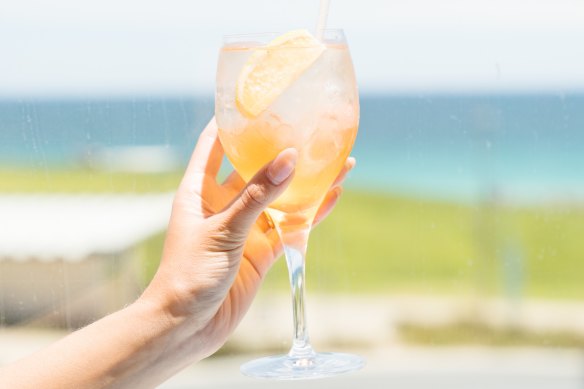 The city’s it-crowd have brought back some summer cocktail inspo from their recent European sojourns.
