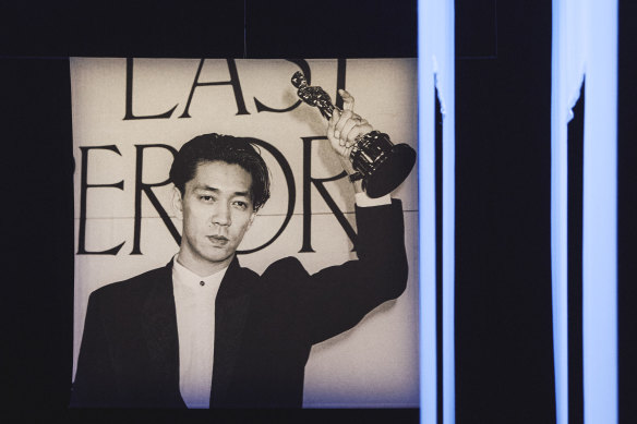 Kagami uses VR technology to immerse audiences in the work and music of Ryuichi Sakamoto.