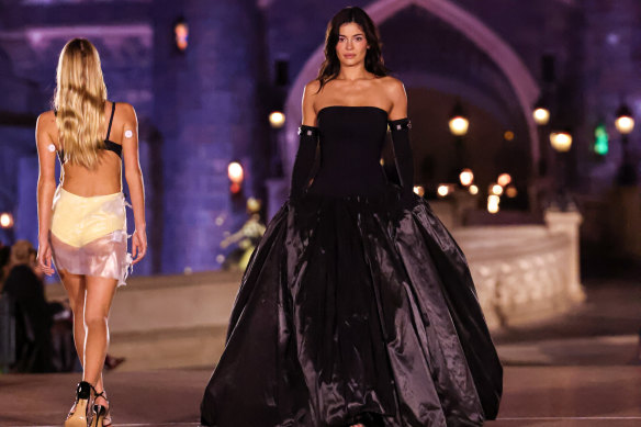Kylie Jenner returns to the runway at Disneyland Paris for Coperni.