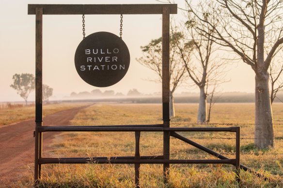 A three-hour drive will just get you to tthe station’s boundaries from Darwin or Kununurra.
