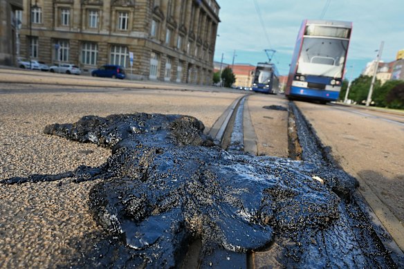 Molten bitumen on tram tracks in Leipzig.