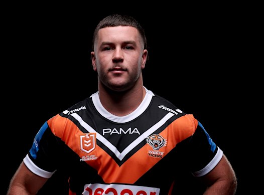 Heath Mason wears the No. 6 jersey for the first time