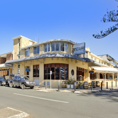 Short family sells NSW beachfront hotel for $32m