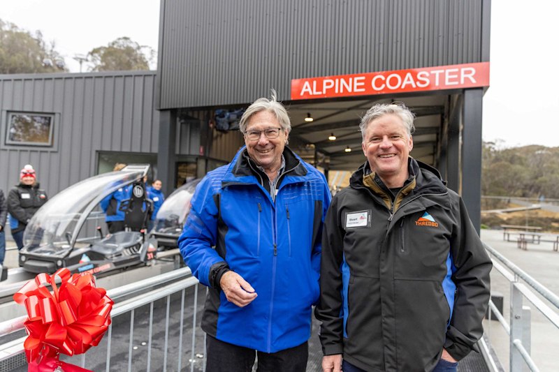 General manager Stuart Diver and EVT chairman Alan Rydge in Thredbo.