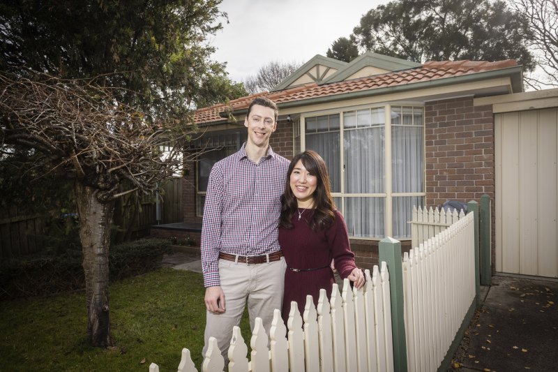 Sell or stay put? Where more Victorians are trading places