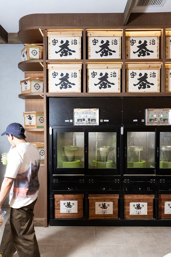 On-site matcha milling at Matcha Kobo.