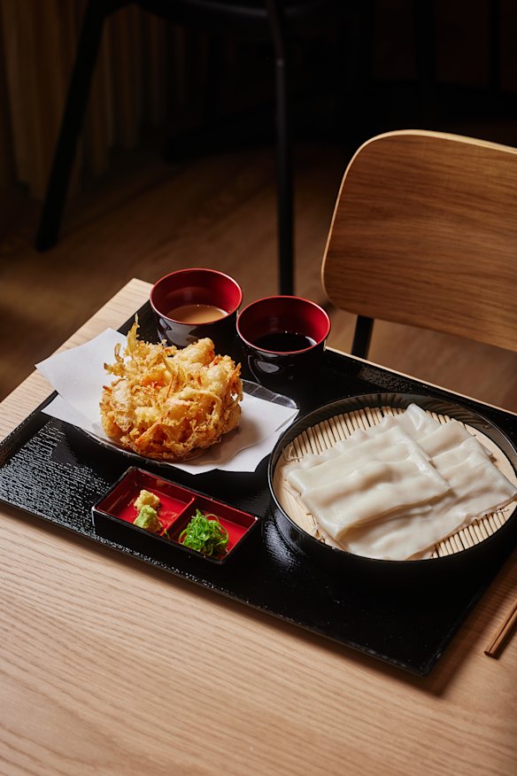 There’s an entire tempura menu. 