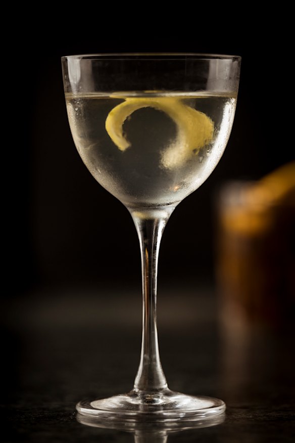 Dry martini.