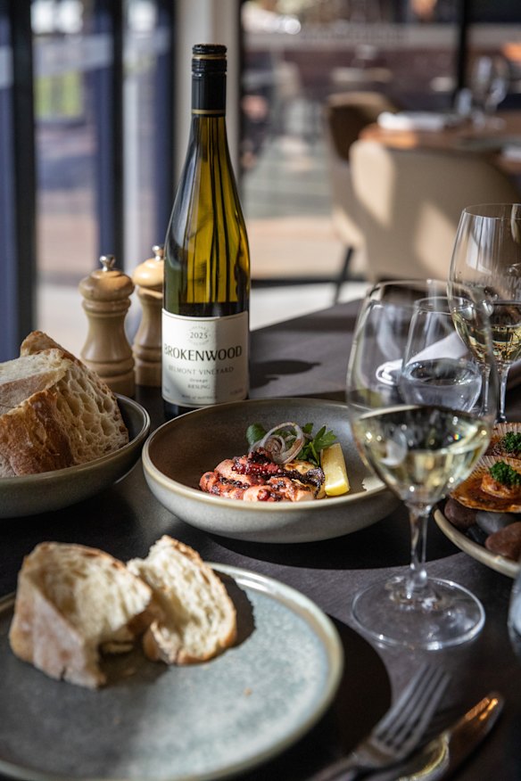 The Wood Restaurant at Brokenwood Wines, Pokolbin - SMH Good Food Guide ...