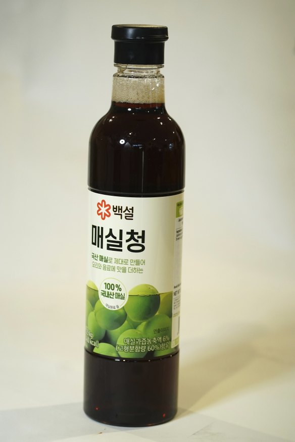 Plum cheong (green plum syrup).