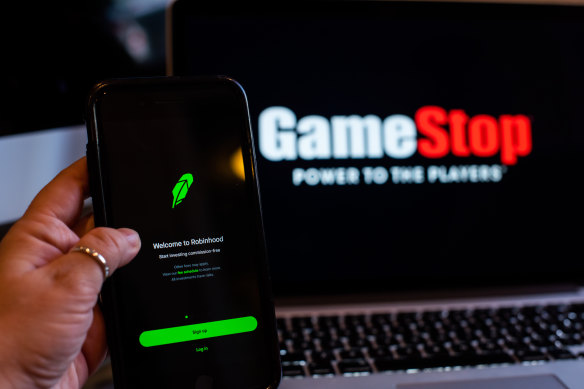 Gamestop trade sales in online
