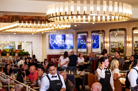 Caffe Greco gives equal billing to Greek and Italian dishes on its menu.