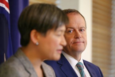 Senator Penny Wong and Opposition Leader Bill Shorten during a joint press conference at Parliament House in Canberra on Wednesday 21 October 2015. Photo: Alex Ellinghausen