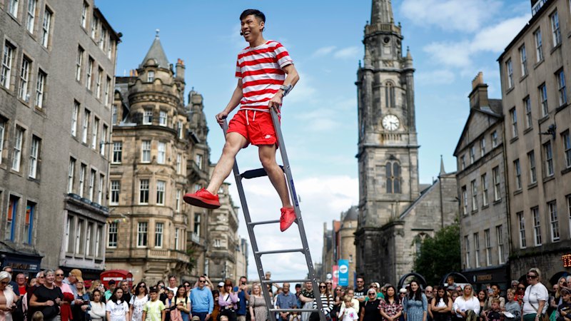 Travel quiz asks which UK city hosts the world’s largest arts festival