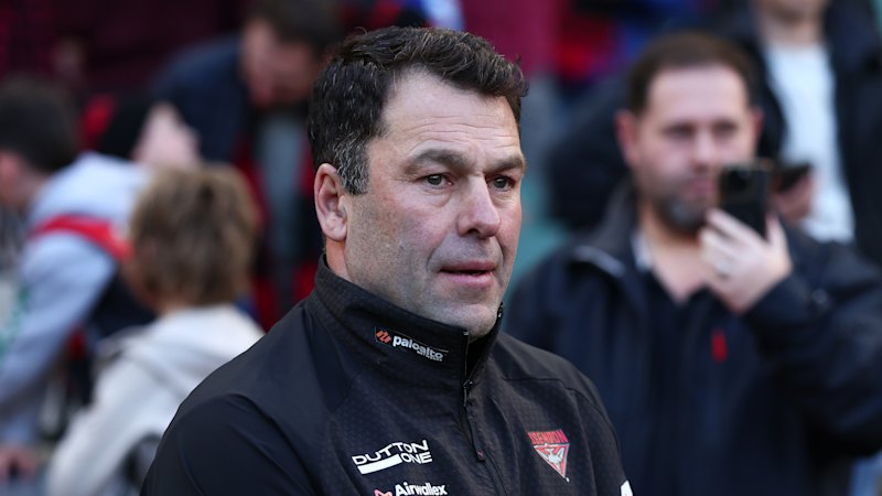 Dean Solomon to leave Essendon after caretaker role, declining new position