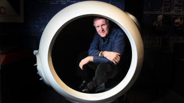 James Cameron S Pinch Me Moment Diving To Deepest Spot On Planet