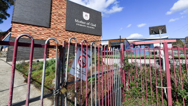 The Victorian School Building Authority is negotiating a lease for the recently closed Mother of God School in Ivanhoe.
It hopes to use the Catholic school to accommodate students at the neighbouring Ivanhoe East Primary School, which is nearing capacity.
