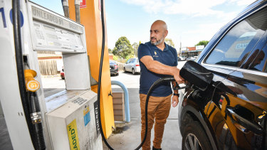 Refueler App Puts Volatile Petrol Prices Under The Pump