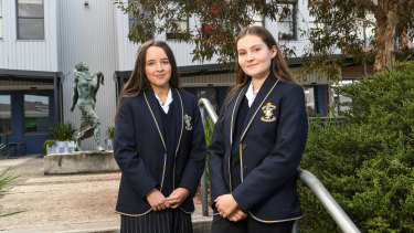 Catholic Ladies College students 
Evangeline Hurrel and Kirra Johnston.