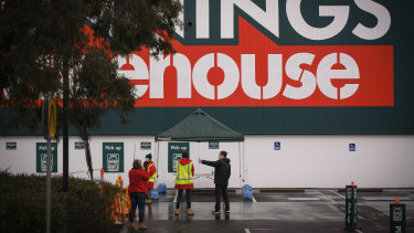 Bunnings, like other retail stores in Melbourne, is limited to click and collect services.