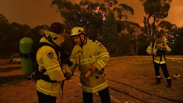 A southerly wind change moved the fire front away from homes in Yanderra.