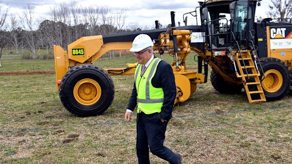 Prime Minister Scott Morrison at the ceremony to mark the start of earth moving for the new airport at Badgerys Creek.