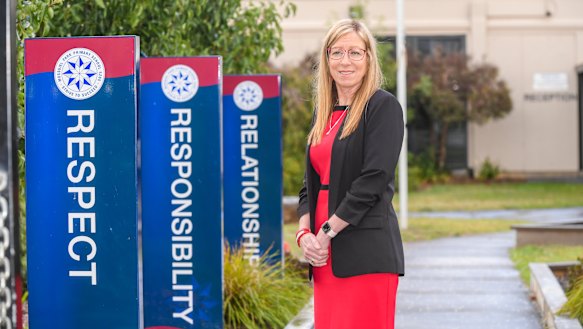 Mossgiel Park Primary School, Principal Lynn Ordish.