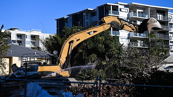 Rather than multi-storey apartment blocks, CEDA has proposed property holders be allowed to subdivide their homes for dual occupancy.