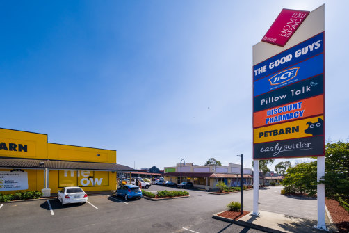 The Tamworth Homespace, a large-format retail asset in regional NSW, is for sale.
