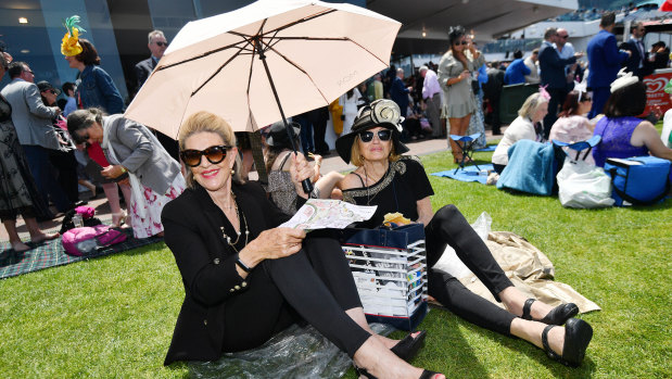 Pauline George and Lee Ratcliff, from Sydney, said they were bringing "a bit of glitz and glamour" to the Cup.