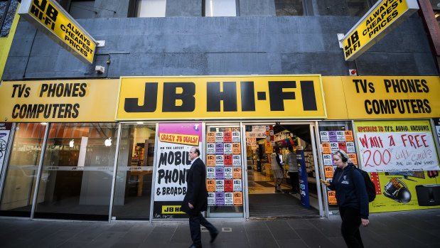 Some staff at JB Hi-Fi say they feel unsafe because of COVID-19 while others are happy to be earning an income.