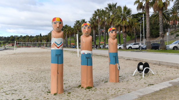 Geelong's famous boardwalk bollards.