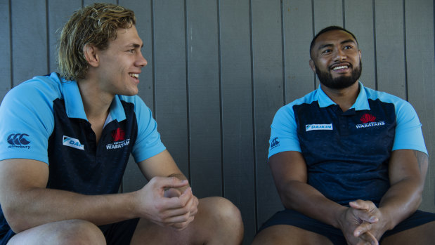 Ned Hanigan and Sekope Kepu trade stories before the Super Rugby quarter-finals. 