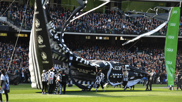 The Collingwood banner fails.