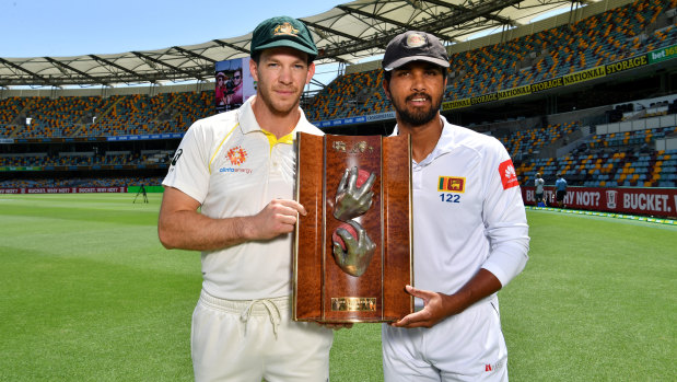 Testing times: Australia captain Tim Paine and Sri Lanka captain Dinesh Chandimal with the Warne-Muralidaran Trophy.