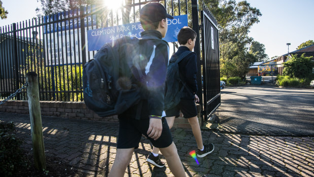 Children under 12 can’t yet be vaccinated, so educators and health experts say teachers should be prioritised for jabs.