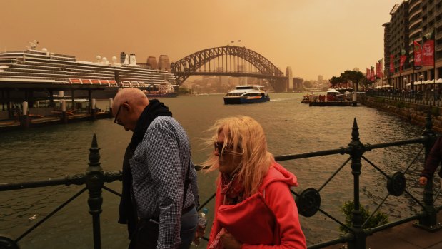 A dust storm has engulfed Sydney, but is expected to get worse by early afternoon.